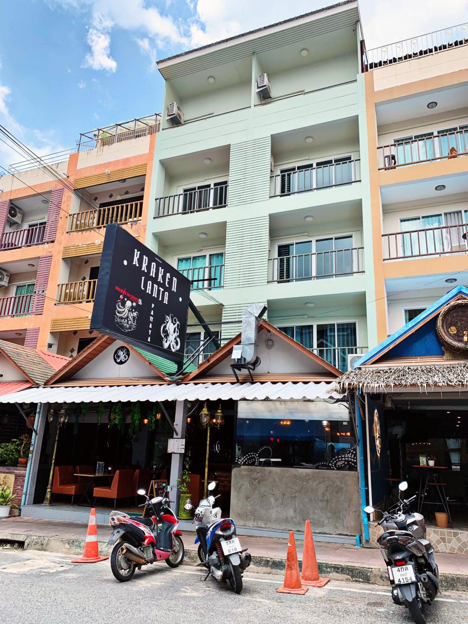 4 Palms Hotel Pratumanak Pattaya Exterior photo